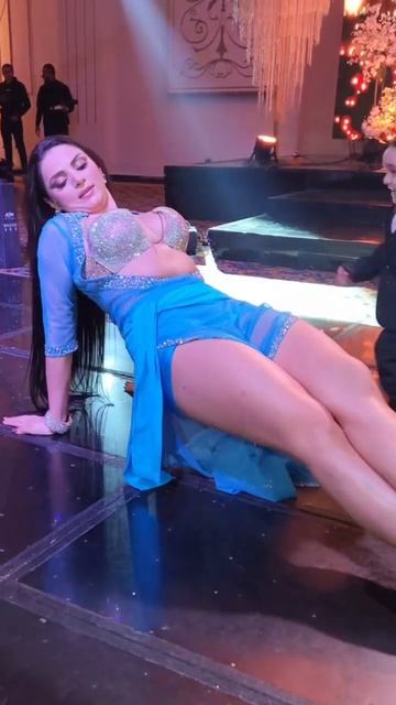 Мужик #Babash #dance #sexy #ero #порно #girls #танцы #девушки #попы #найк #приколы #porn #животные #