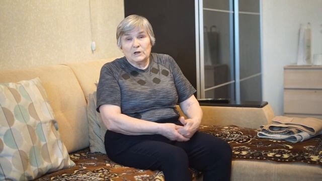 Елена_Фёдоровна_рассказала_о_пользе_использования_sportdots_при_остеохондрозе (720p)