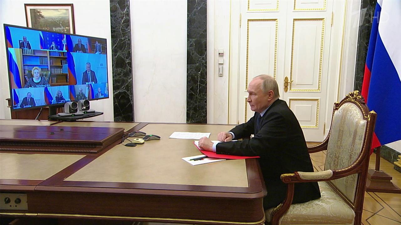 Тема здравоохранения стала ключевой на совещании президента с постоянными членами Совбеза РФ