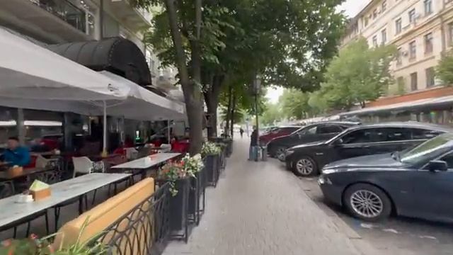 ОДЕССА. Они говорят. что у них идет война!