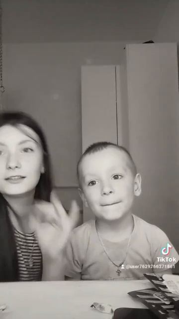 1000007892.mp4