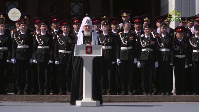 Святейший Патриарх Кирилл посетил парад московского кадетского движения Не прервется связь поколений