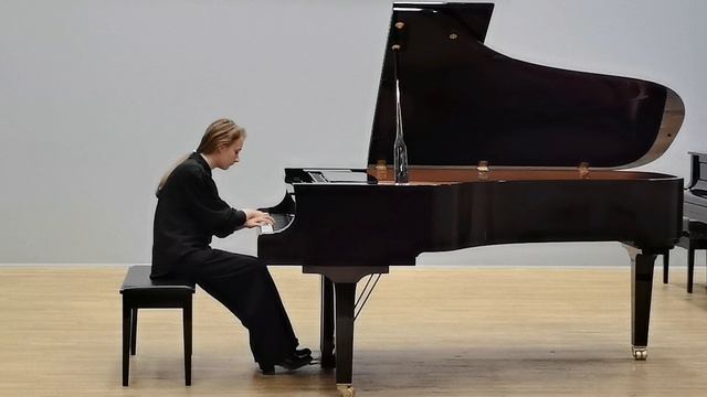 Э. Григ Ноктюрн ор 54 N 4 C- dur
исполняет Вяткина Аделаида, 12 лет