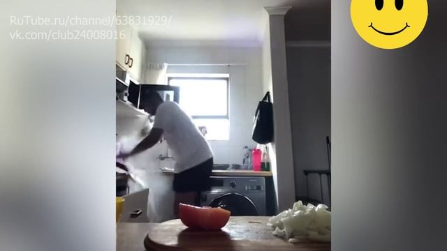 Тупые неудачи, которые взорвали Интернет на этой неделе 🤣