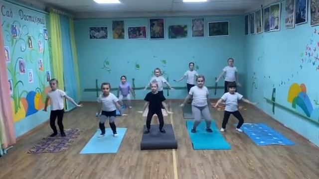 Танцевальный коллектив "Звездочки" КДЦ Ахтубинск