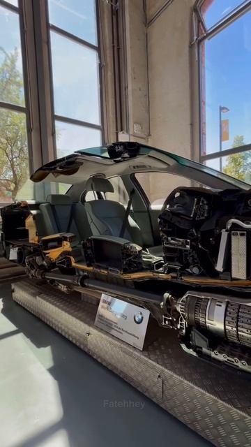BMW в разрезе.