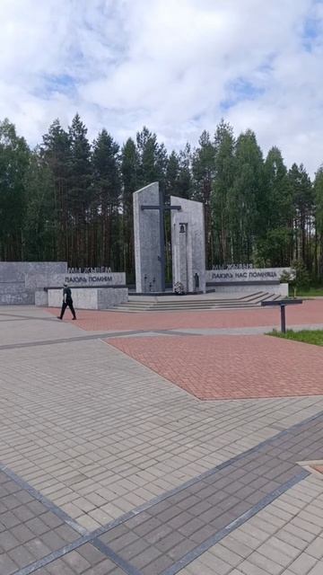 От подписчицы. Мемориальный комплекс на месте сожженной немцами деревни Ола в Светлогорском районе