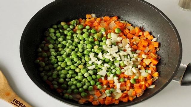 Жареный рис с яйцом