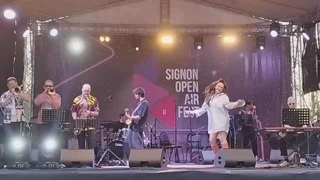 Яна Копачинская - "Long Train Runnin" The Doobie Brothers