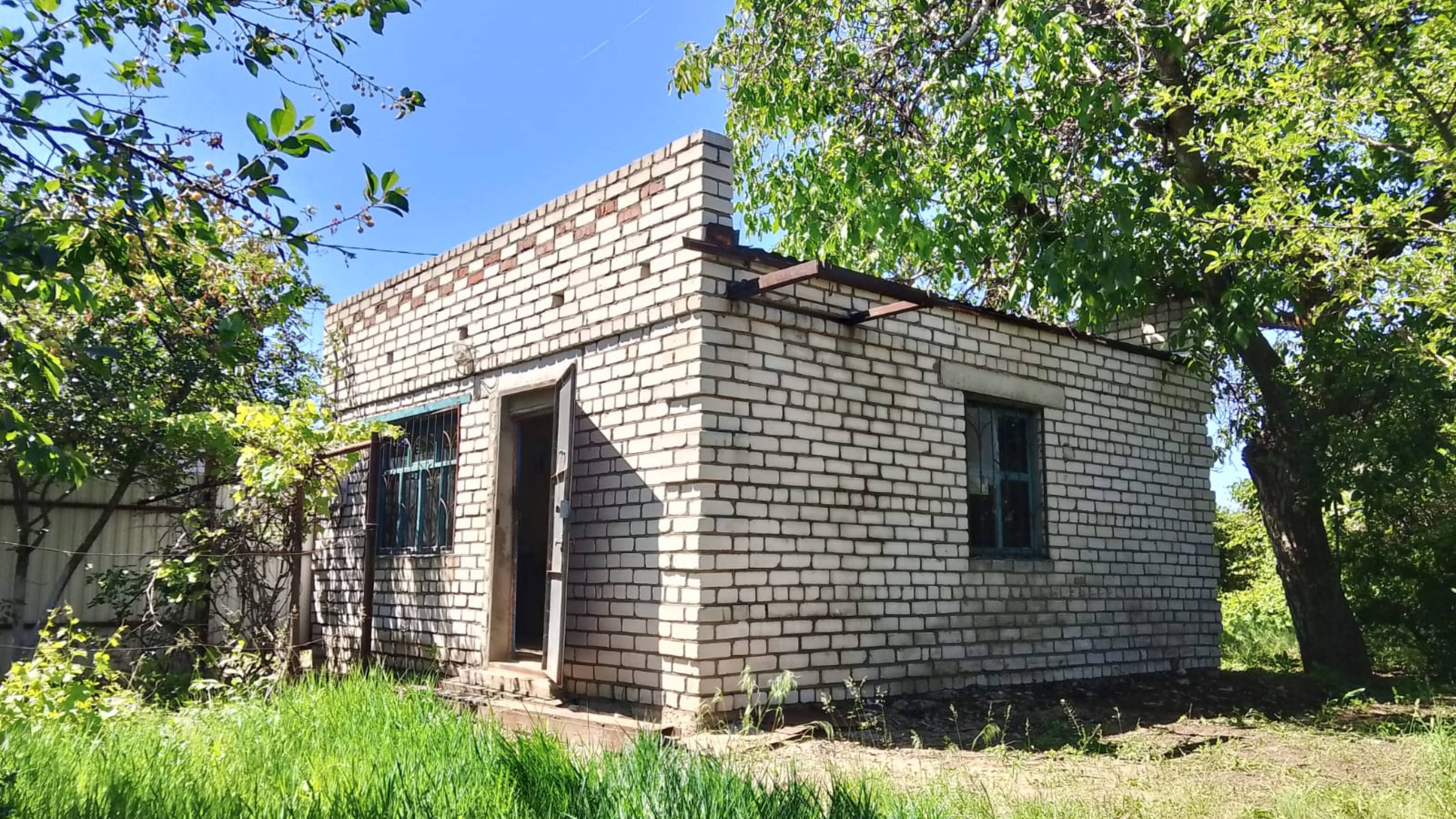 Продаю 2 дачи в Латошинке, между Веерной и Военным Городком