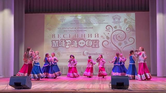 "Было у матушки 12 дочерей". ансамбль "Кружева"