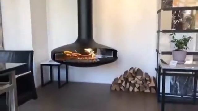 Подвесной биокамин GlossFire в ТЦ 4ROOM