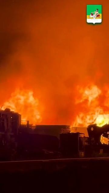 31-05-2025.Сильный пожар разгорелся в Великом Устюге.