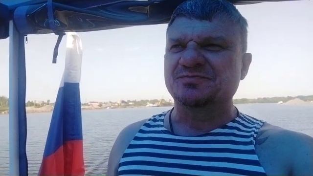31.05.2025.
Под Государственным флагом Российской Федерации.
