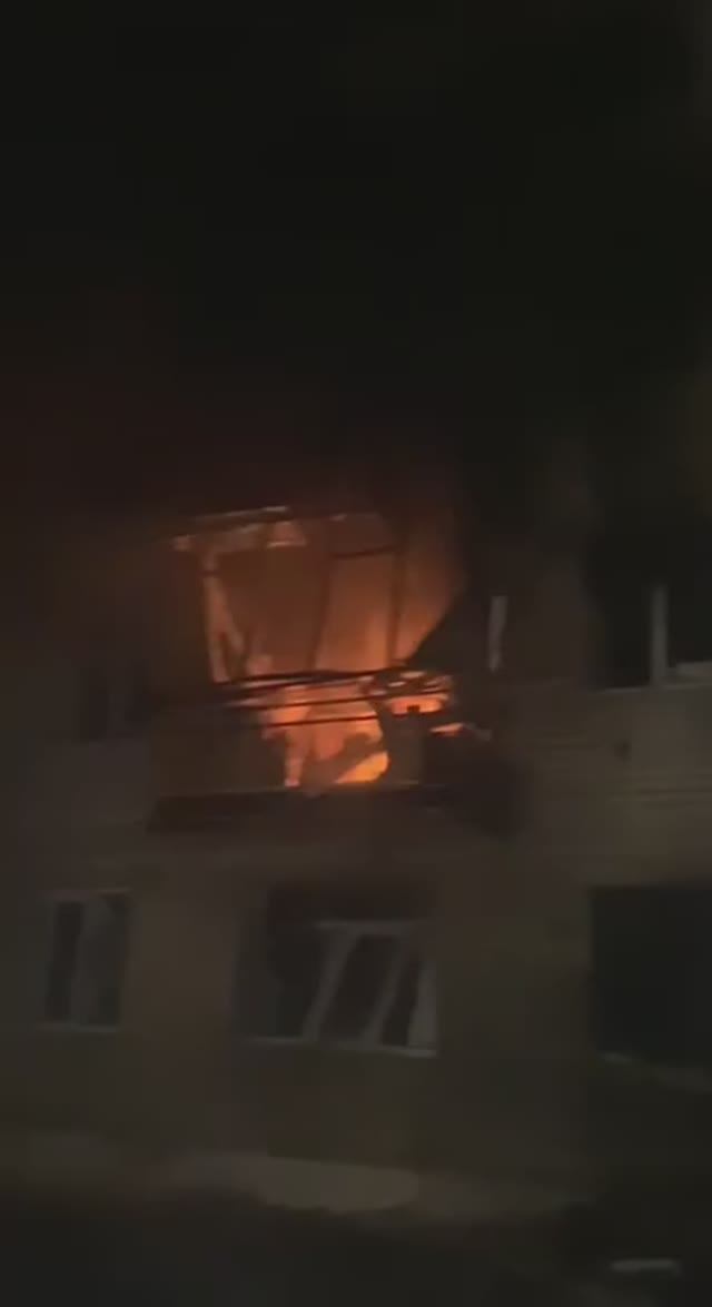 ❗️Беспилотники ВСУ попали в два многоквартирных дома в курском Рыльске, пострадали 7 человек, среди