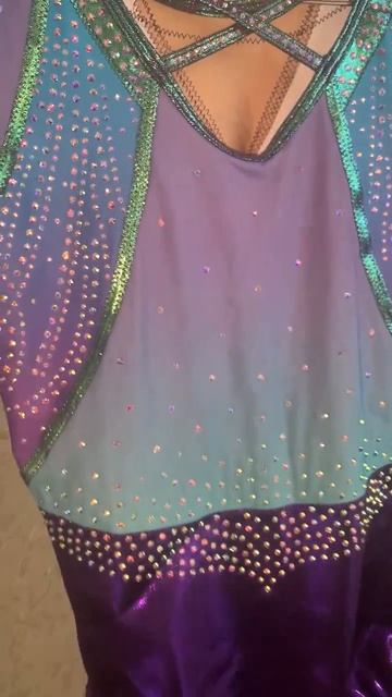 Rocsa, модель Aurоra Iridescent.