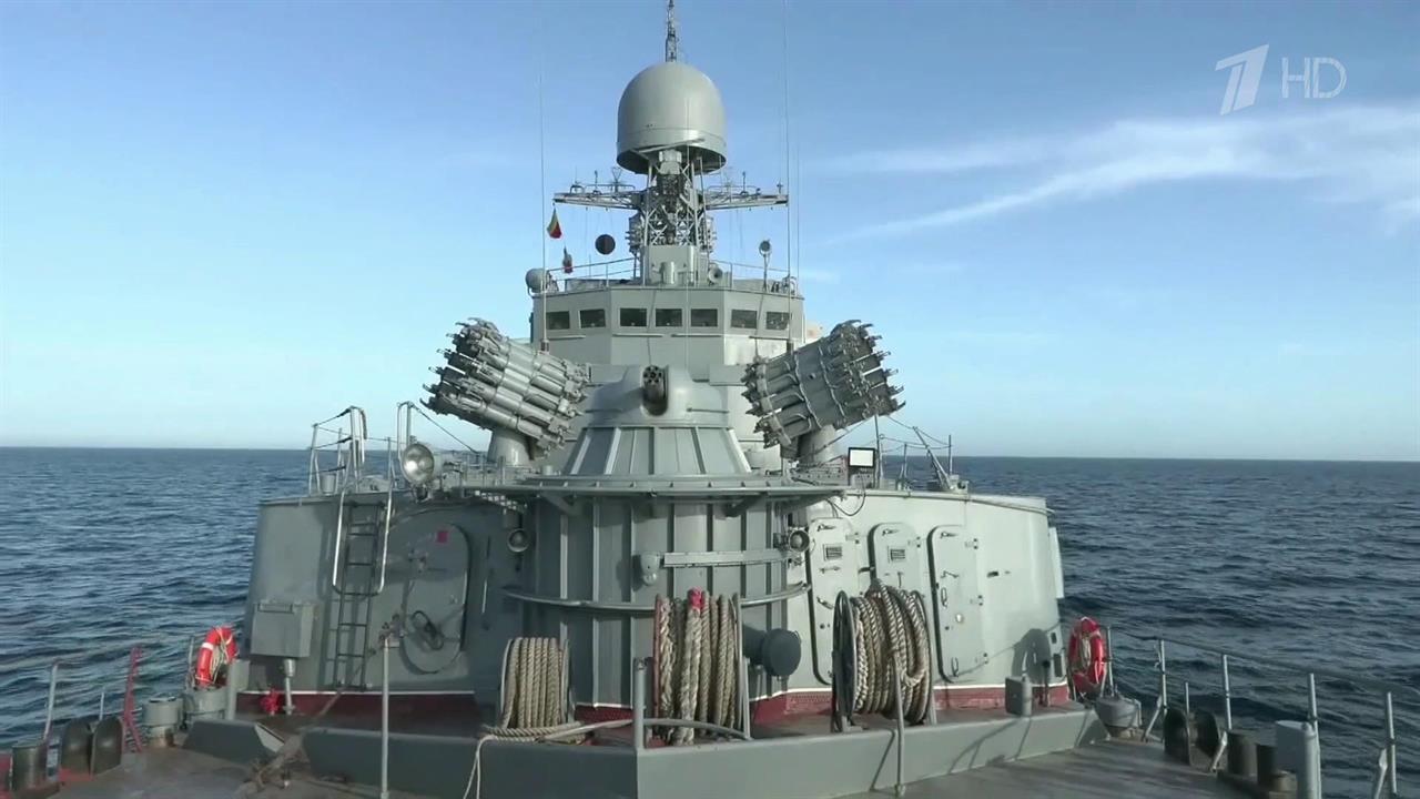 На Балтике проходят крупные военные учения