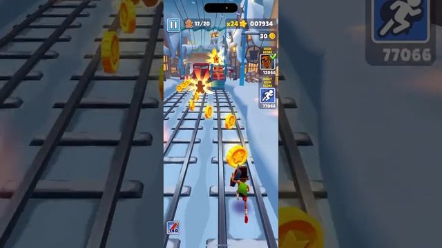 Играю в Subway Surfers. Фреш и супер борд. Четвёртое видео.
