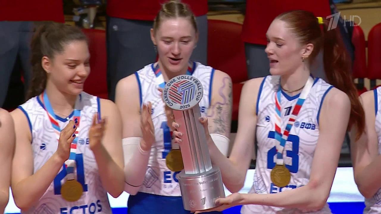 В Белграде драматичное противостояние женских сборных РФ и Сербии завершилось победой россиянок