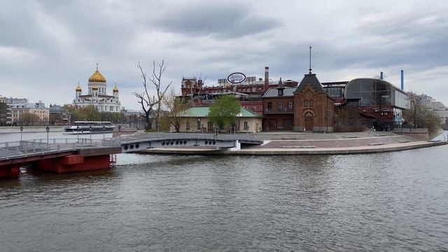 Прогулка по Москве: удивительный парк искусств Музеон — атмосфера вдохновения в сердце столицы!