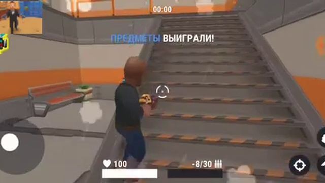 Видос по hide online я играю с читером
