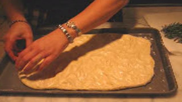 Фокачча с розмарином и фокачча с оливками и томатами