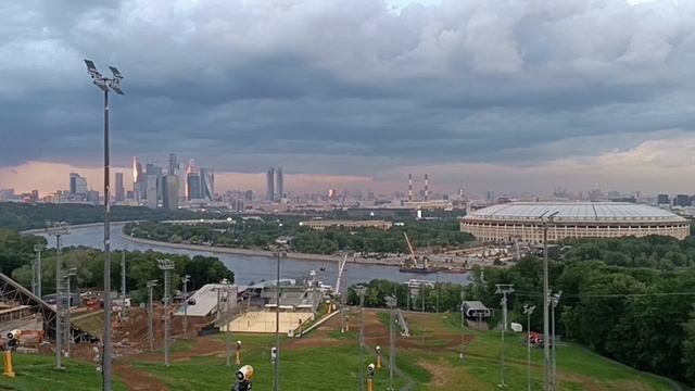 вид с Воробьёвых гор