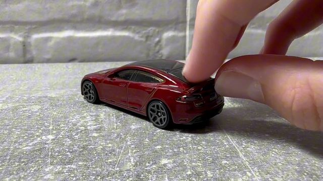 Hot Wheels Tesla model s plaid mainline 2025 обзор модели