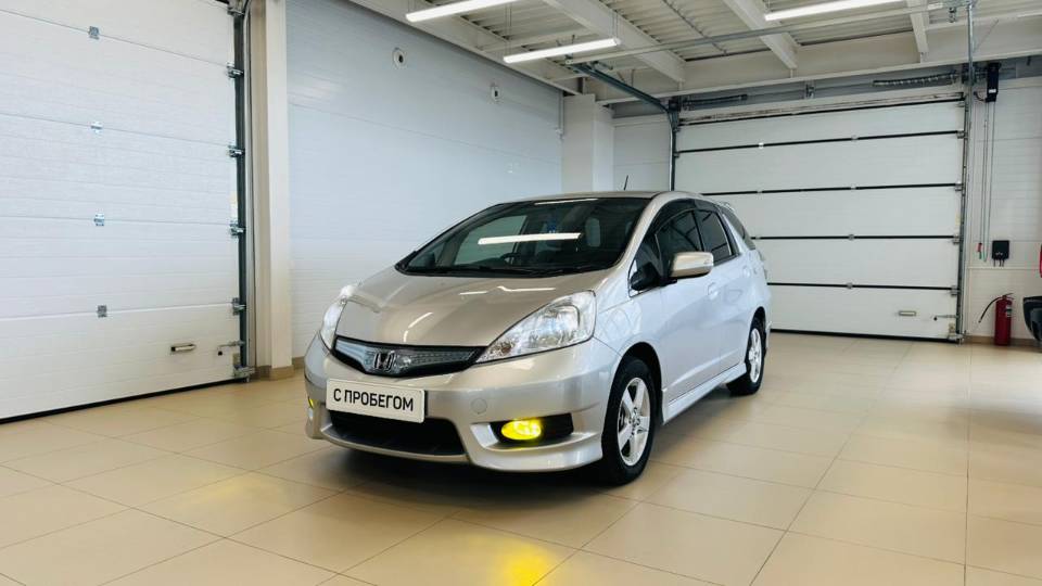 Honda Fit Shuttle, 2011 год