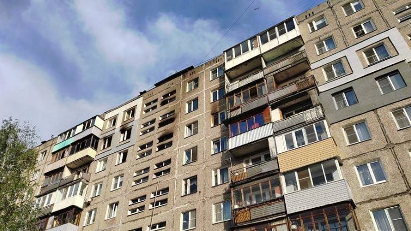 В жилом доме в Нижнем Новгороде ликвидировали пожар на площади 900 кв. м