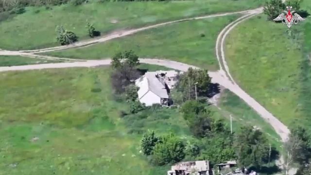 Ударный вертолёт ВКС уничтожил пункт с операторами БПЛА.