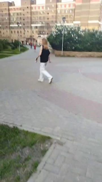 охота сестрёнок Шерри и Лета.mp4