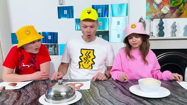 Мисс Кэйти и Мистер Макс (Miss Katy) Emoji еда челлендж