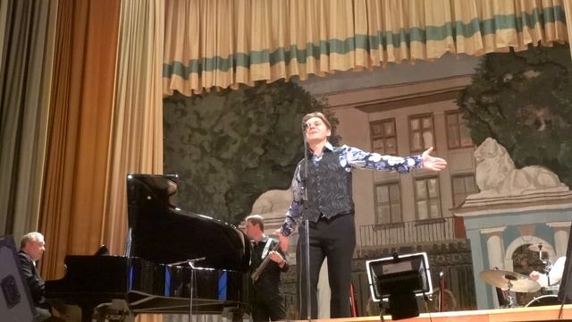 2025.05.29 Москва. Дом ученых. «Травы, травы». Поет Роман Непомнящих