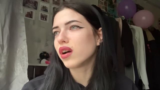 Асмр| Оффница сделает тебе макияж