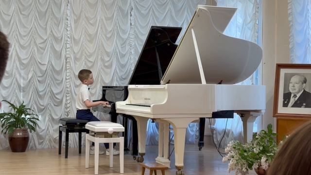 Гия Канчели. Две пьесы из сборника "Простая музыка".