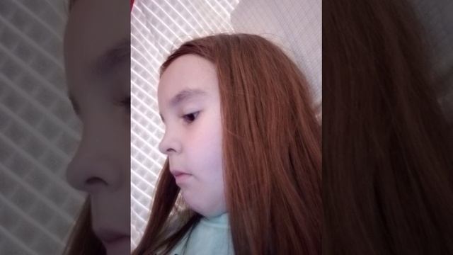 я построила шалаш и там снимаю❤️❤️