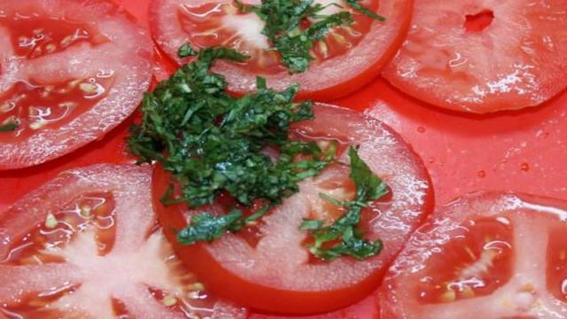 Маринованные помидоры в бальзамическом уксусе с мятой