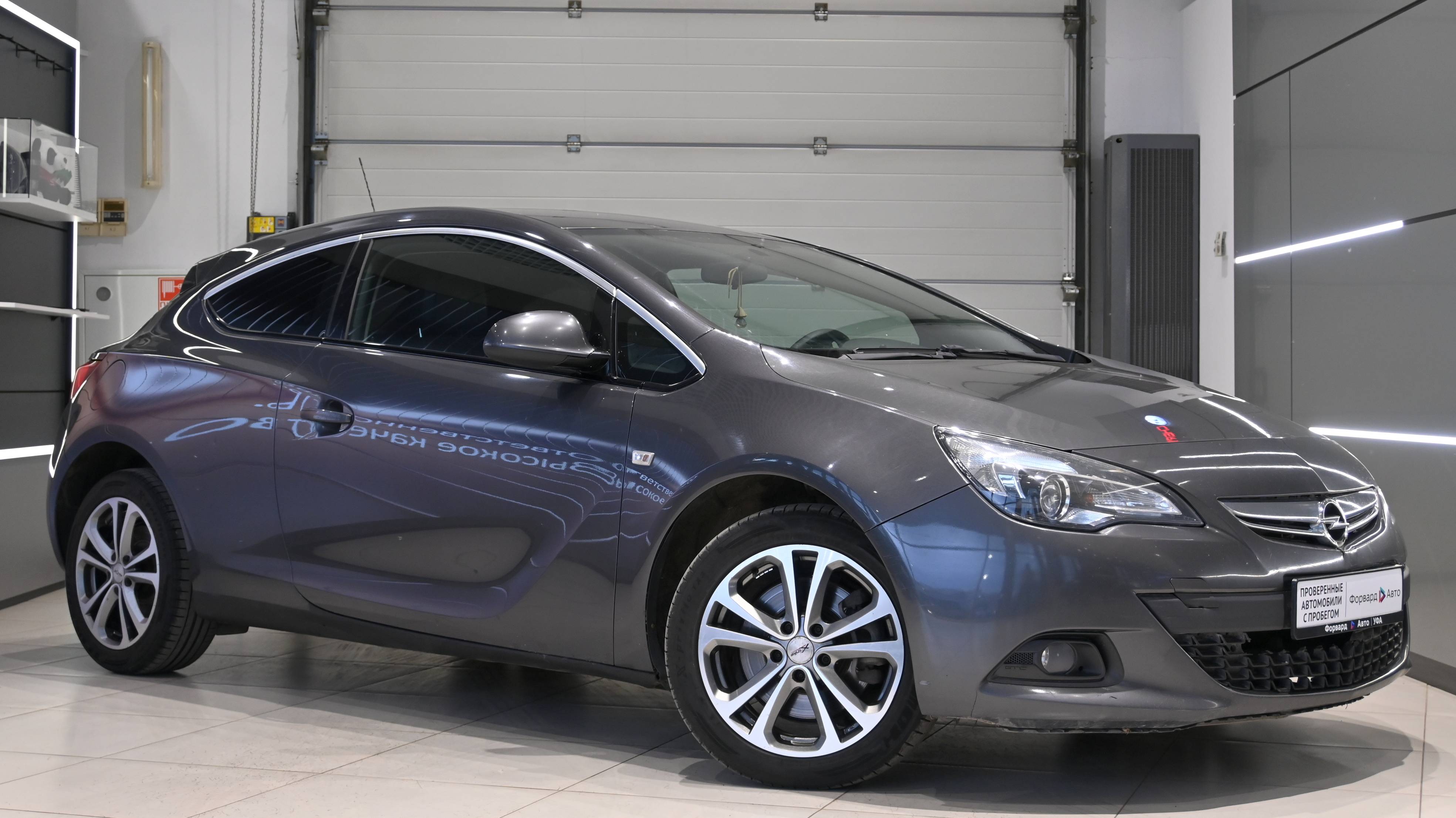 Opel Astra GTC '2012 22658