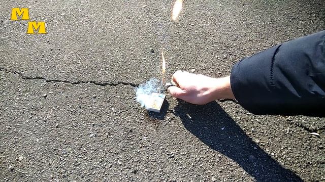Как сделать ракету из спички и фольги, и какой эффект о