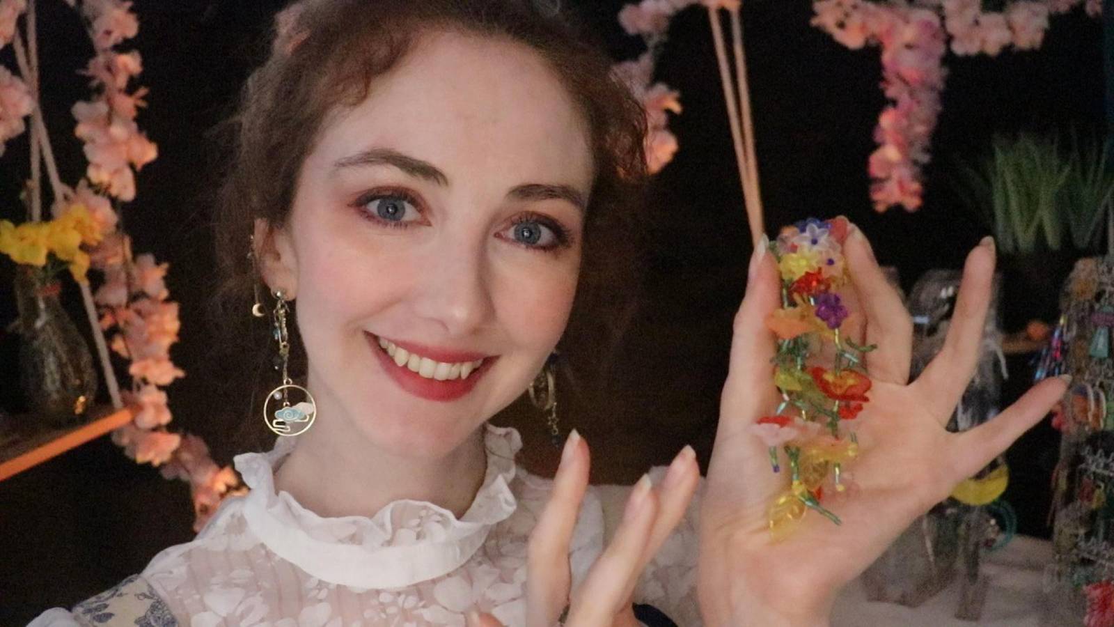 [VisualSounds1 ASMR] Earring Store (Personal Attention, Jingly Jewellery)