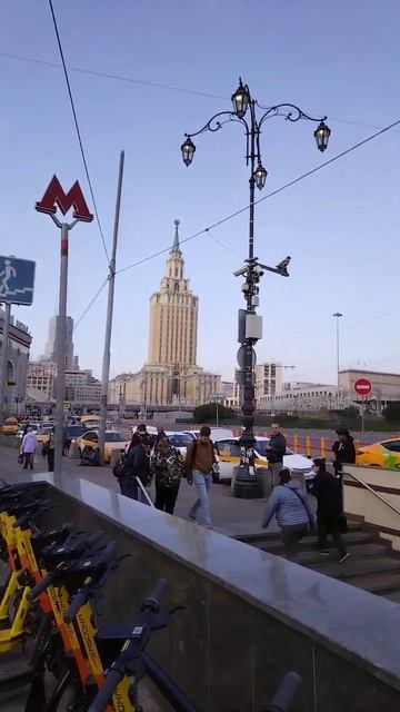 #russia #russiatoday Площадь трех вокзалов