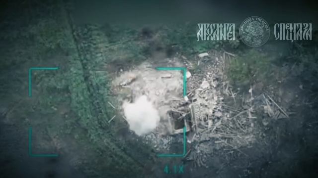 🪖 Продолжаем бомбить врага и на этот раз точнейшее попадание в укрытие врага.   Архангел Спецназ...