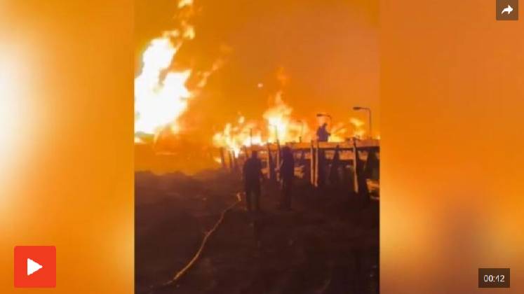 Пожар начался в леспромхозе в Великом Устюге