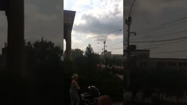 3 вертолета сели на площади в г. Ставрополе