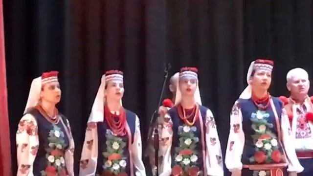 Народний  хор "Зоря ім.В Плютинського" "Нащо мені чорні
