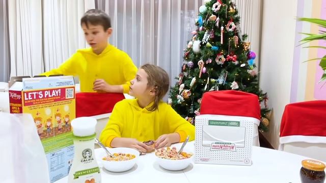 Мистер Макс Макс подшучивает над Кате за то что она его копирует