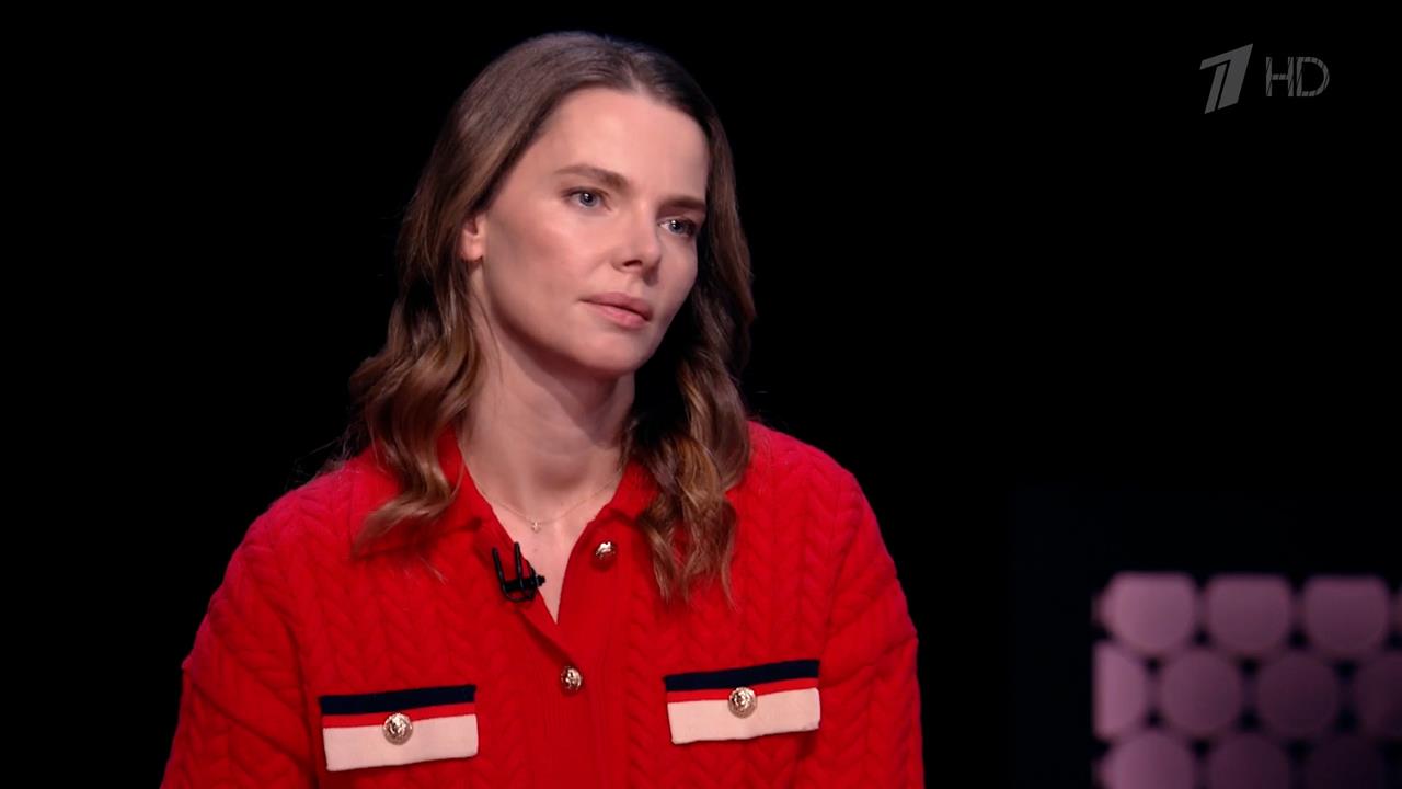 "Было неловко смотреть фильмы с родителями" - Елизавета Боярская о своем детстве