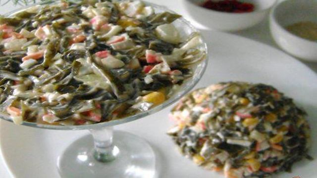 Салат Ёлочки с крабовыми палочками и морской капустой!