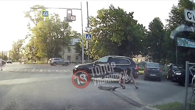 🫣 Мужчина вылетел с самоката на Винновской роще  Будьте аккуратнее!